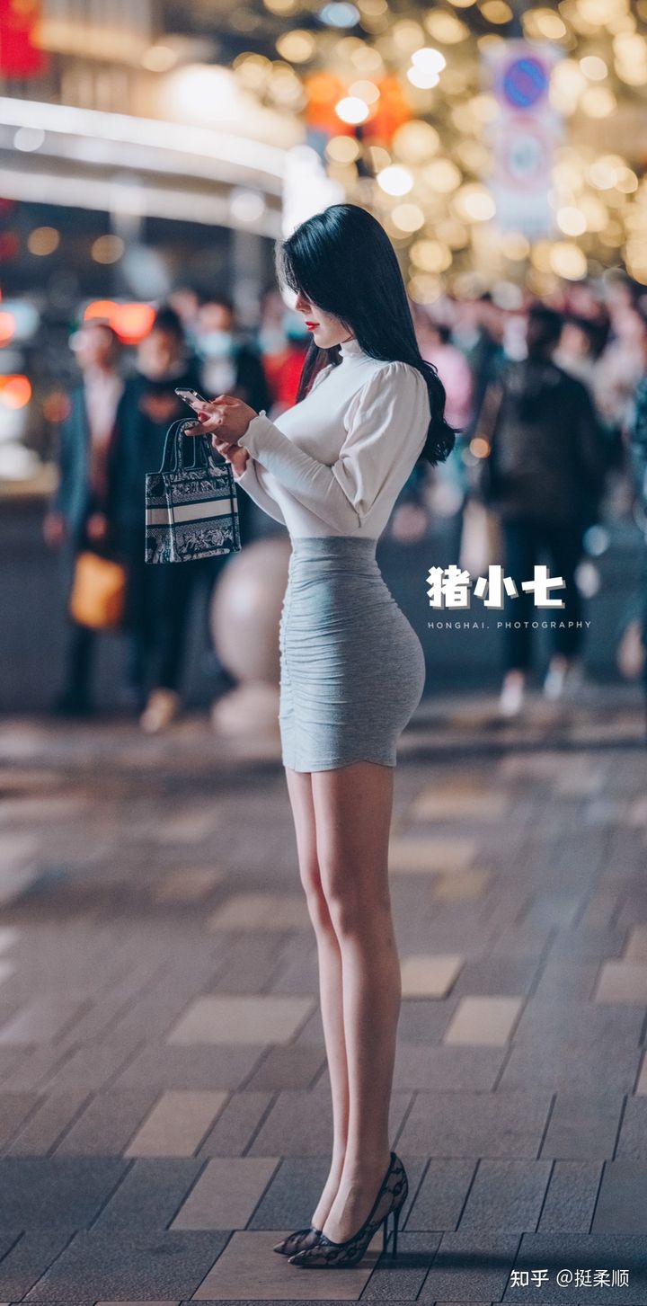 微密猪小七图集，一对一的黑料是什么