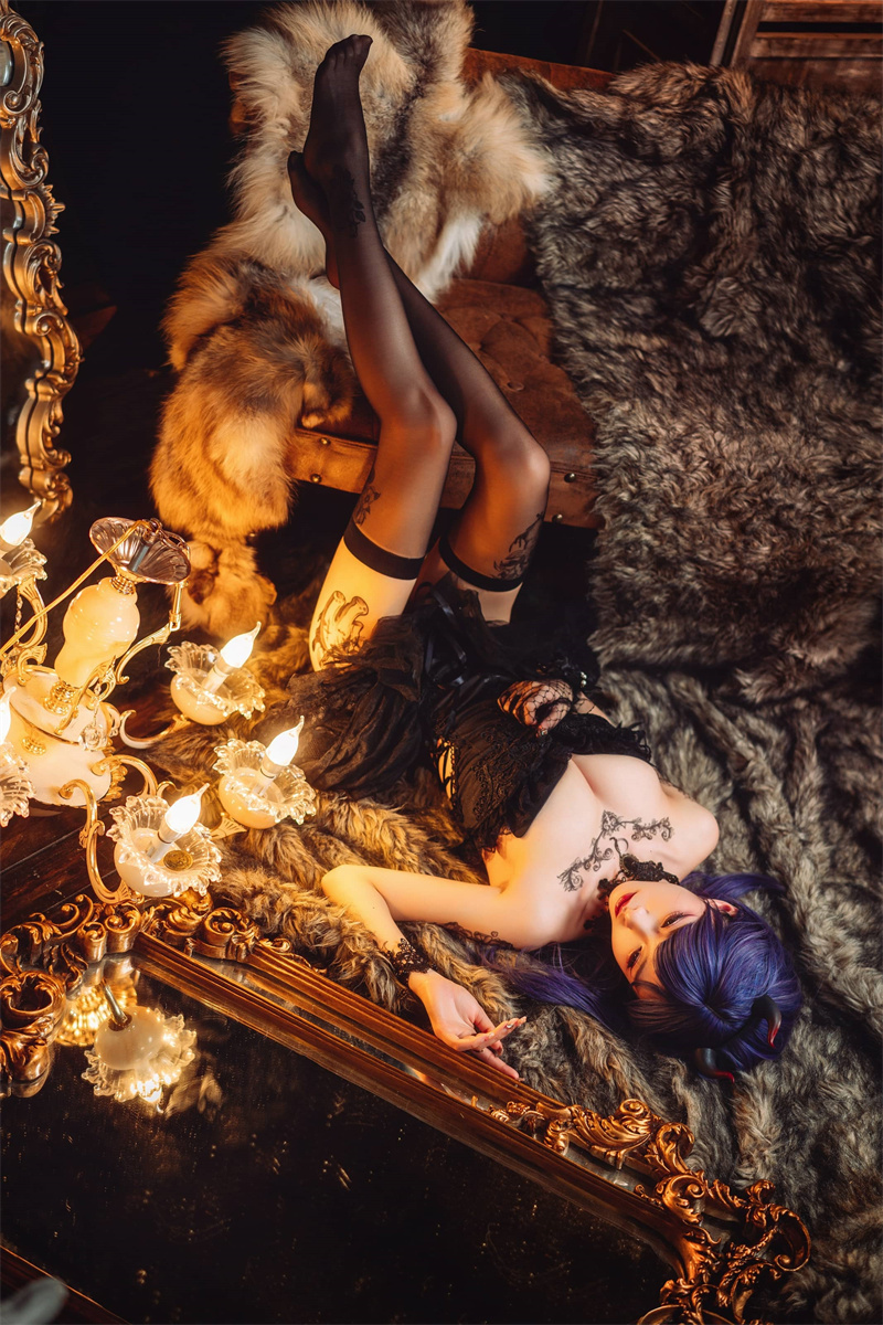 清水由乃付费图片赏析，欧式纹身的复古魅力盛宴