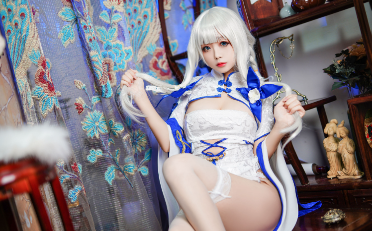 日奈娇旗袍,三款旗袍摄影作品赏析插图4 日奈娇旗袍,三款旗袍摄影作品赏析