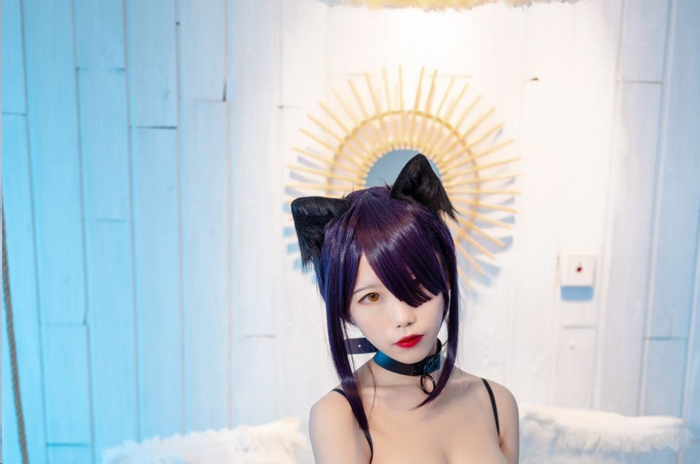 水淼aqua《黑白猫》,精品cos摄影作品赏析插图2 水淼aqua《黑白猫》,精品cos摄影作品赏析