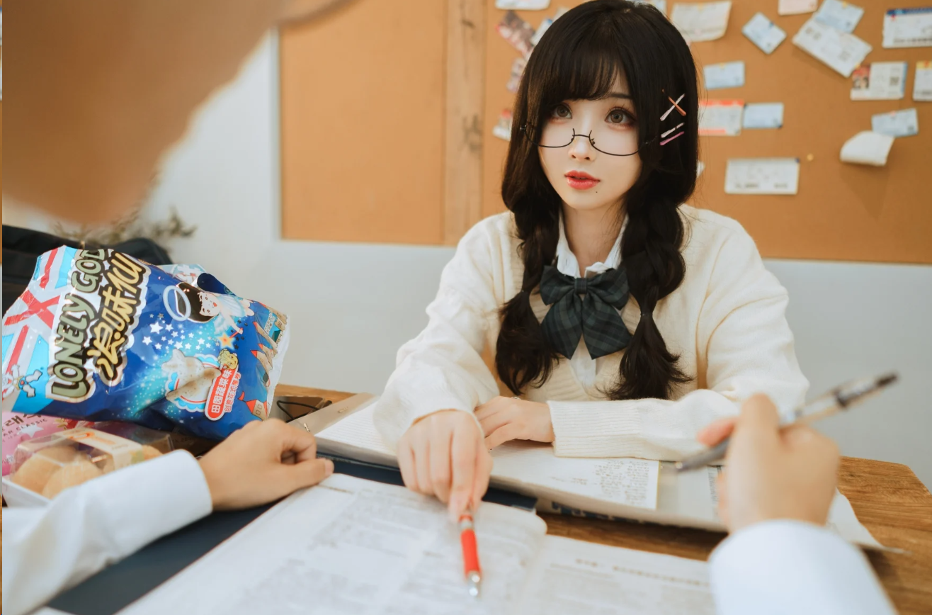 rioko凉凉子 关于我的青梅竹马是痴女这件事，精品cos摄影作品赏析