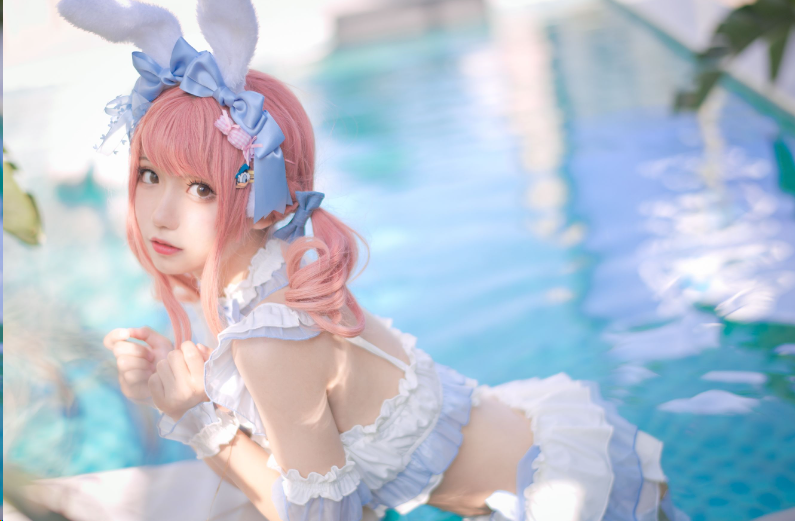 花柒Hana《夏日甜芯泳装》精品cos摄影作品赏析插图2 花柒Hana《夏日甜芯泳装》精品cos摄影作品赏析