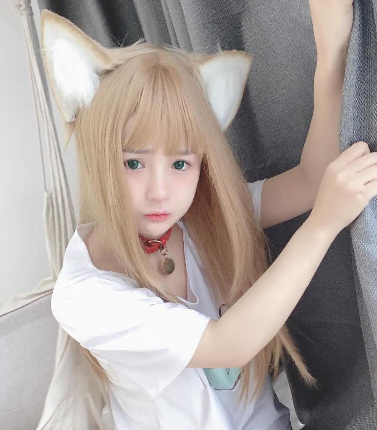 《猫娘》：樱井宁宁小姐姐的萌萌冒险！
