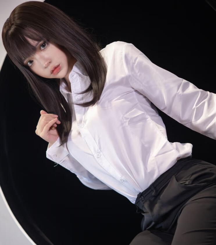 《职业OL》：疯猫ss小姐姐的魅力与幽默