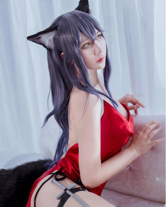 九曲jean小姐姐cos《德克萨斯》：可爱与冷酷并存的最强干员！