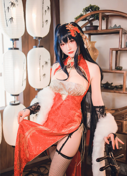 coser衣衣小姐姐带你领略《碧蓝航线 大凤旗袍》的东方韵味！