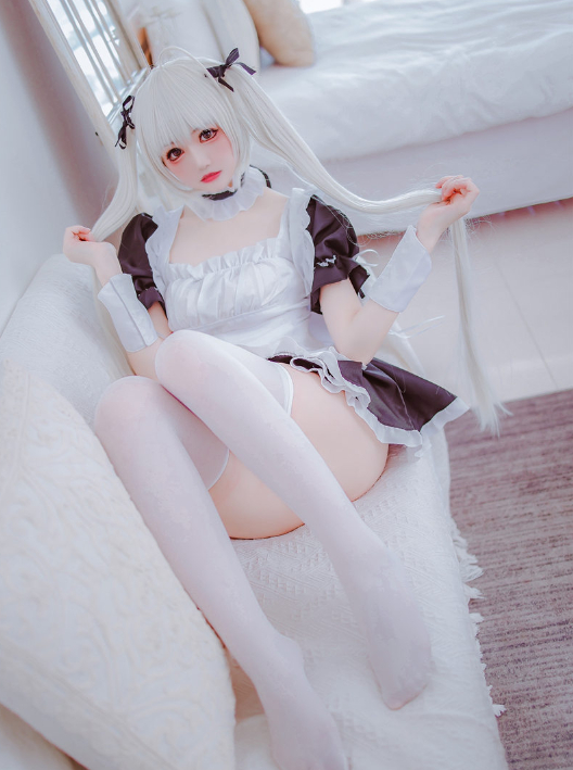 衣衣小姐姐的《穹妹女仆》让你爱上可爱女仆角色！