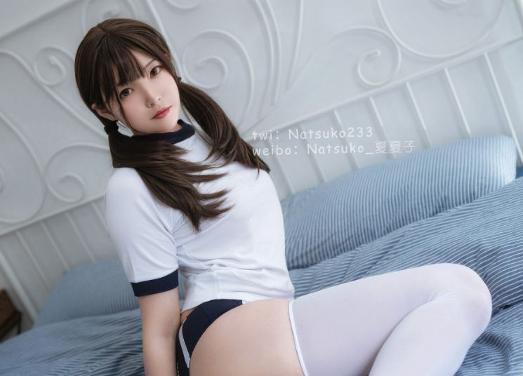 Natsuko夏夏子《体操服》作品赏析插图 Natsuko夏夏子《体操服》作品赏析