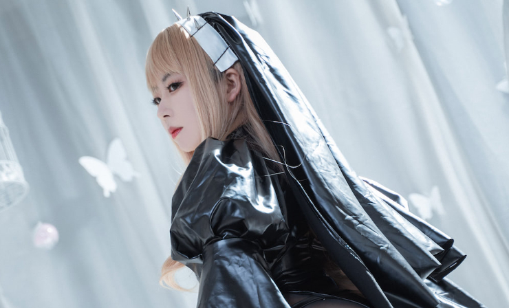 虎森森《月之修女》赏析：妖娆与宁静的完美结合！