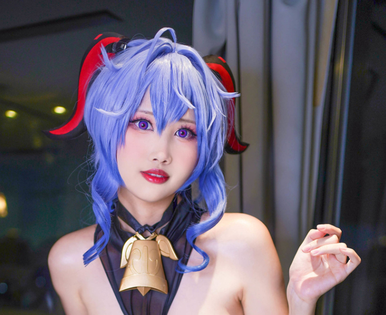 美丽温柔的kaya萱演绎的《甘雨》角色让你感受和平之美！