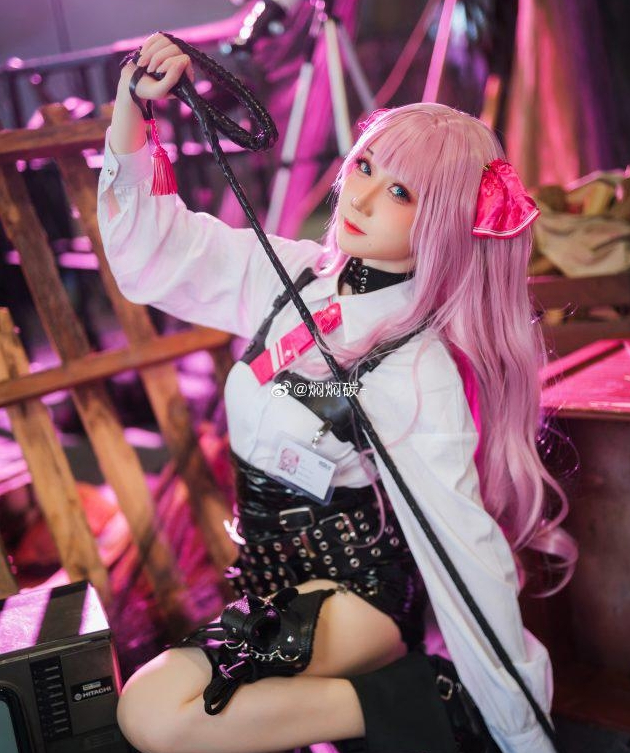 焖焖碳崭露头角:《胜利女神:妮姬》角色扮演火爆全场!插图1 焖焖碳崭露头角:《胜利女神:妮姬》角色扮演火爆全场!