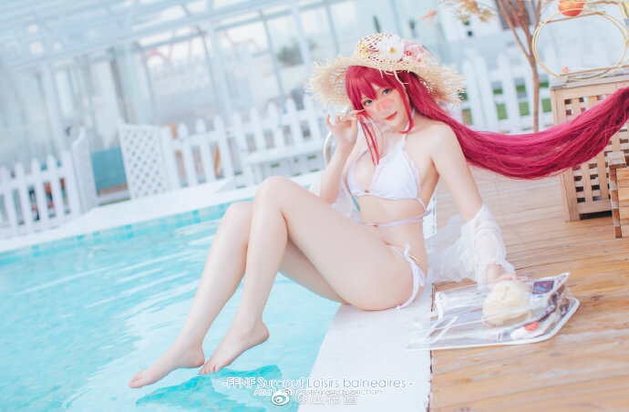 碧蓝航线COSPLAY:瓜希酱cos絮库夫,身穿纯白比基尼秀身材 碧蓝航线COSPLAY:瓜希酱cos絮库夫,身穿纯白比基尼秀身材