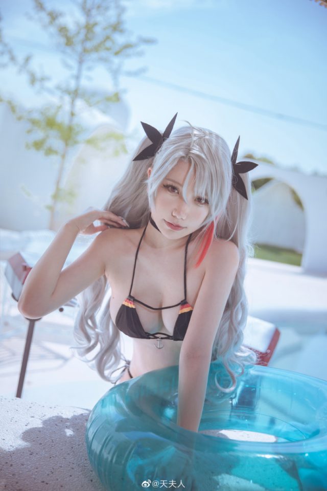 天夫人 COS “比基尼版”欧根亲王 [cose@天夫人 cos 作品]