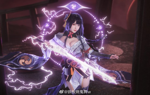 铁板烧鬼舞w cos作品 | 铁板烧鬼舞w在《原神》cos雷电将军