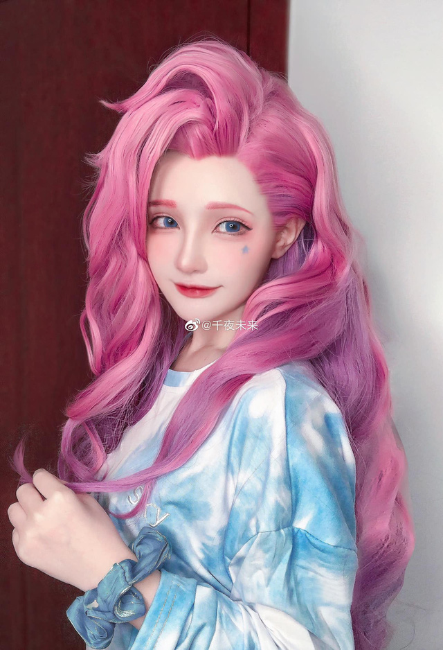 千夜未来cos作品 | 千夜未来（Senya Miku）cos萨勒芬妮Seraphine