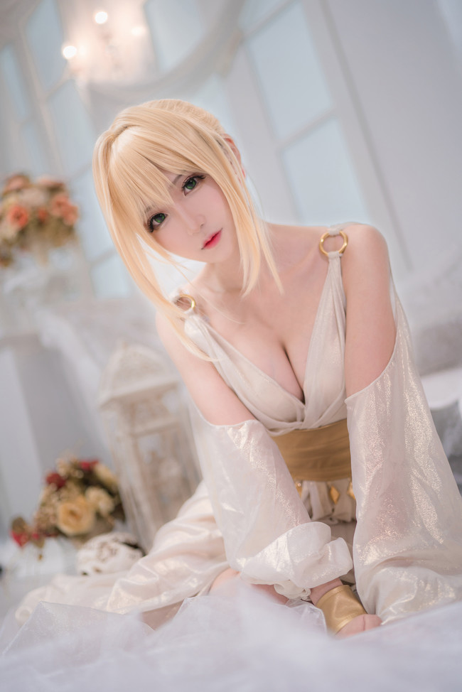 腐团Ciel cos作品 | 腐团Ciel cos尼禄·克劳狄乌斯，温柔优雅