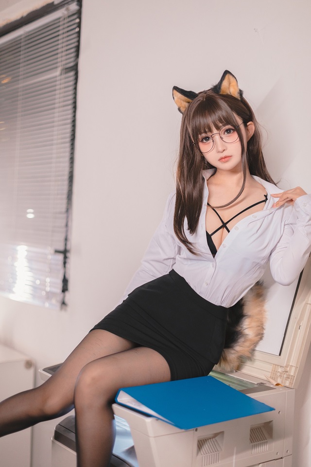 桜井宁宁 cos 作品 | 桜井宁宁 cos 办公室女郎,魅力性感 桜井宁宁 cos 作品 | 桜井宁宁 cos 办公室女郎,魅力性感