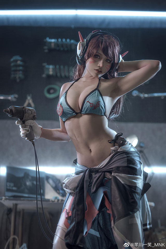 芊川一笑_MNK cos 作品 | 芊川一笑_MNK《守望先锋》D.Va 的 cos 图集 芊川一笑_MNK cos 作品 | 芊川一笑_MNK《守望先锋》D.Va 的 cos 图集