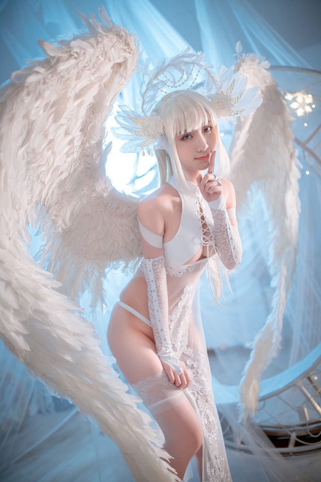 女coser@Kurokawa（黑川）化身“纯洁白色”的Angel
