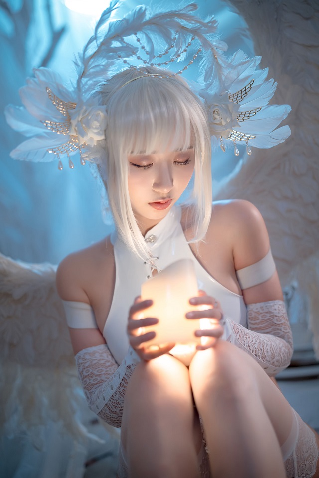 女coser@Kurokawa（黑川）化身“纯洁白色”的Angel