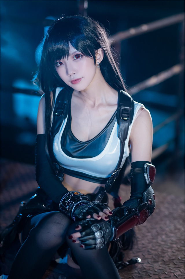 水淼aqua在《最终幻想 VII》cos蒂法 [水淼aqua COS作品]