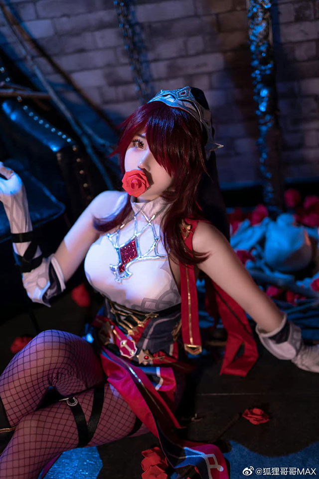 狐狸哥哥MAX cos作品 | 狐狸哥哥MAX在《原神》cos罗莎莉亚修女 狐狸哥哥MAX cos作品 | 狐狸哥哥MAX在《原神》cos罗莎莉亚修女