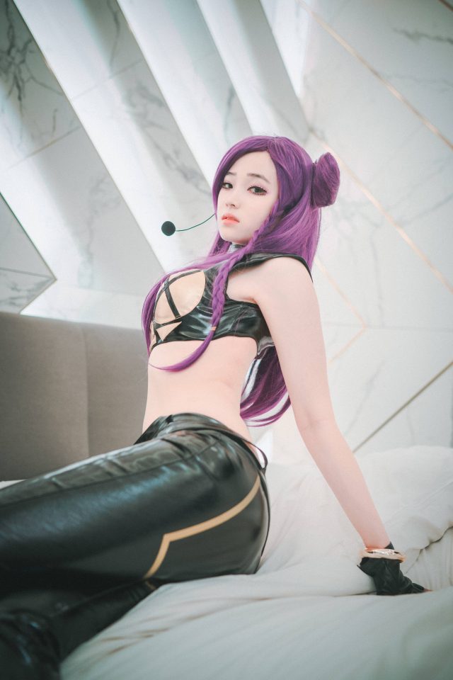 Bambi cos作品 | Bambi在《英雄联盟》cos虚空之女·卡莎