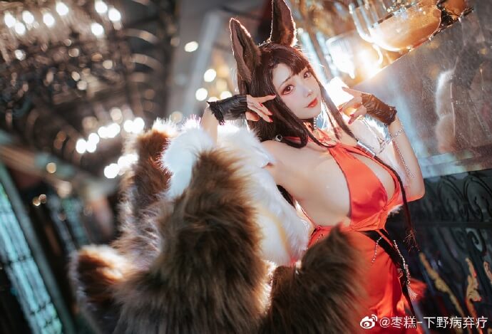 coser@枣糕_下野病弃疗在《碧蓝航线》cos赤城，性感美丽