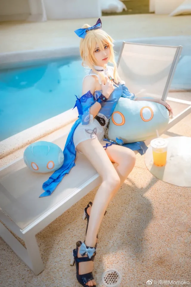 南桃Momoko cos作品 | 南桃Momoko在《原神》cos琴,美丽迷人