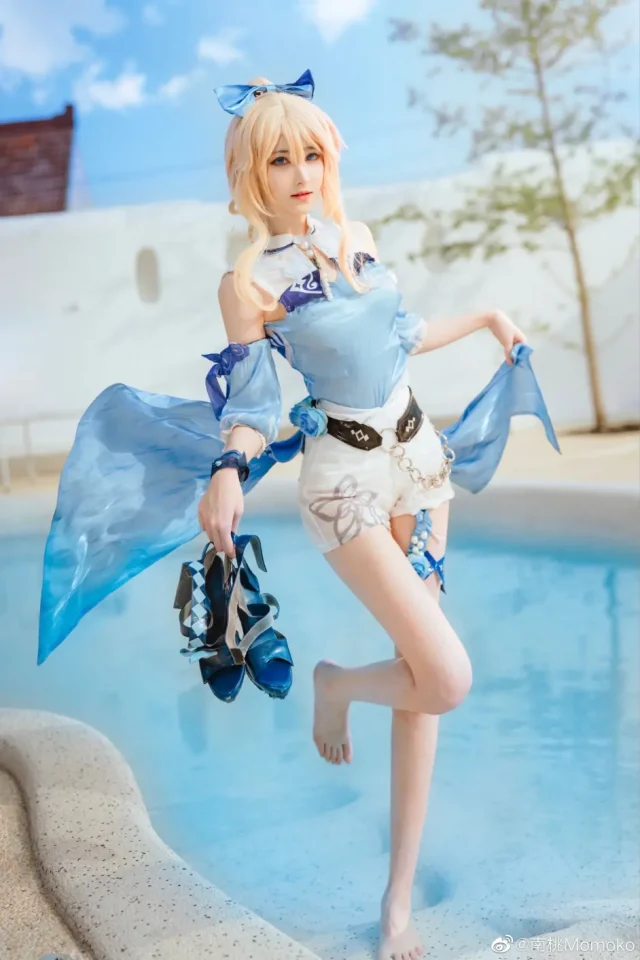 南桃Momoko cos作品 | 南桃Momoko在《原神》cos琴,美丽迷人
