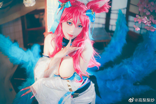 高梨梨纱cos作品 | 高梨梨纱在《英雄联盟》cos“灵魂莲华”阿狸