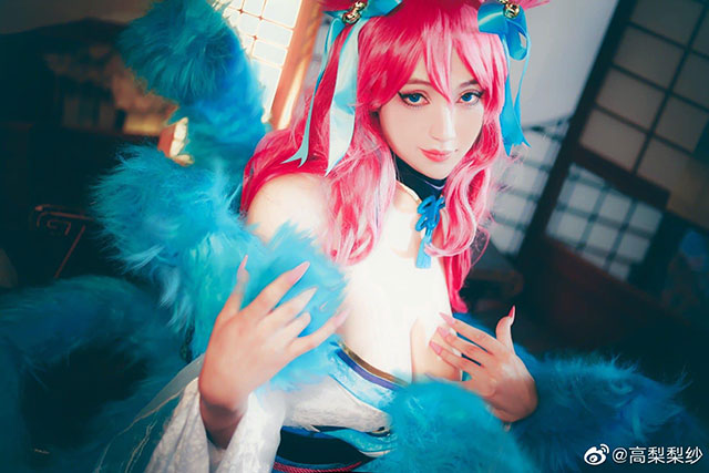高梨梨纱cos作品 | 高梨梨纱在《英雄联盟》cos“灵魂莲华”阿狸