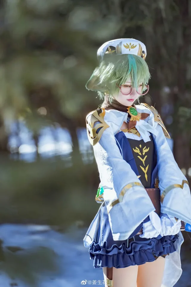 姜生花cos作品 | 姜生花在《原神》cos砂糖,纯真可爱