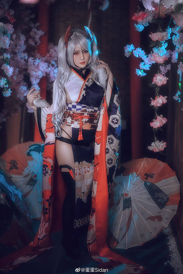 coser@蛋蛋Sidan在《碧蓝航线》变身性感迷人的欧根亲王 coser@蛋蛋Sidan在《碧蓝航线》变身性感迷人的欧根亲王