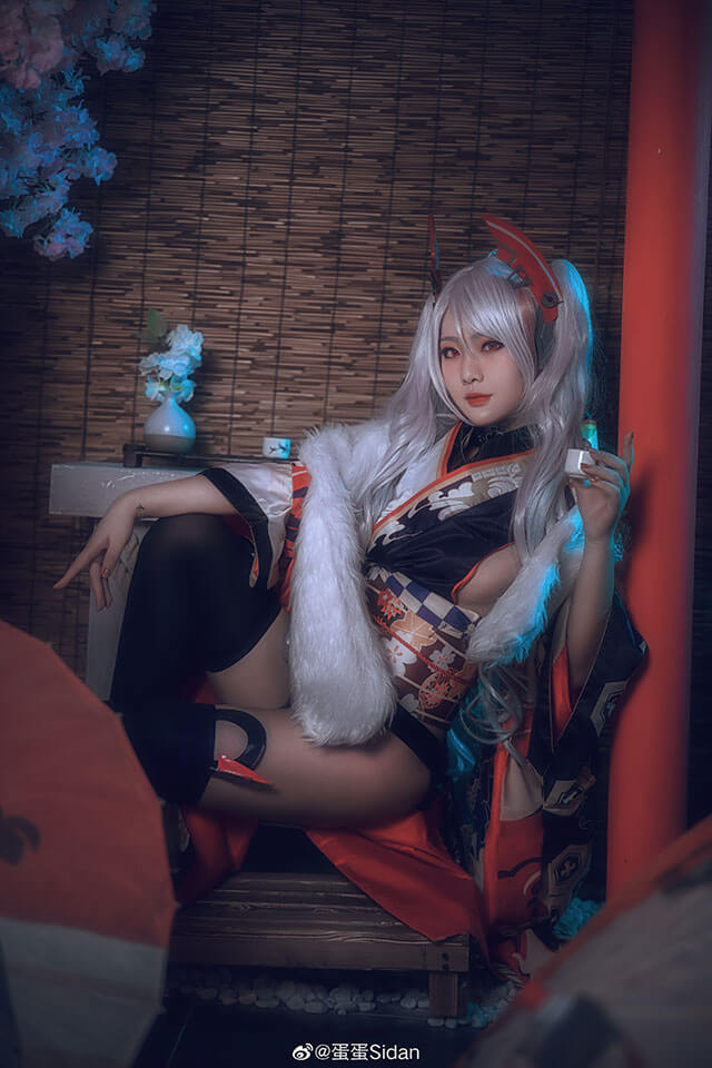 coser@蛋蛋Sidan在《碧蓝航线》变身性感迷人的欧根亲王 coser@蛋蛋Sidan在《碧蓝航线》变身性感迷人的欧根亲王