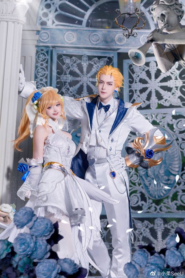《英雄联盟》:小柔SeeU和W小小白W的“水晶玫瑰”情侣cosplay 《英雄联盟》:小柔SeeU和W小小白W的“水晶玫瑰”情侣cosplay