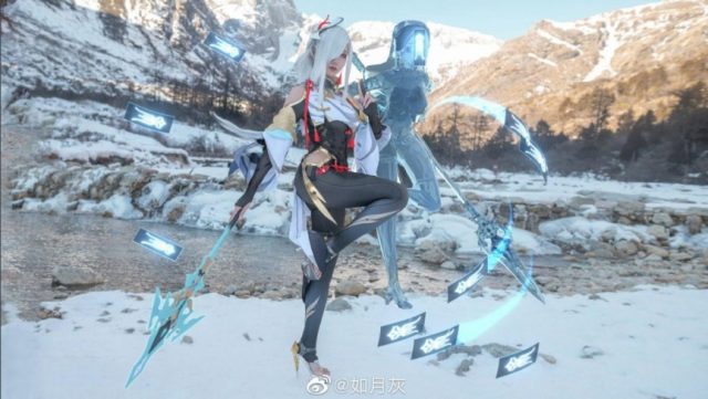 coser@如月灰在《原神》化身申鹤,性感迷人 coser@如月灰在《原神》化身申鹤,性感迷人