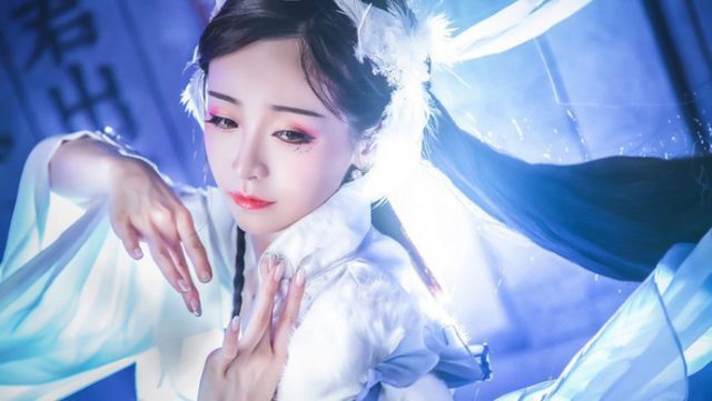 coser@紫颜颜sweet在《楚留香传奇》化身美丽迷人的苏蓉蓉