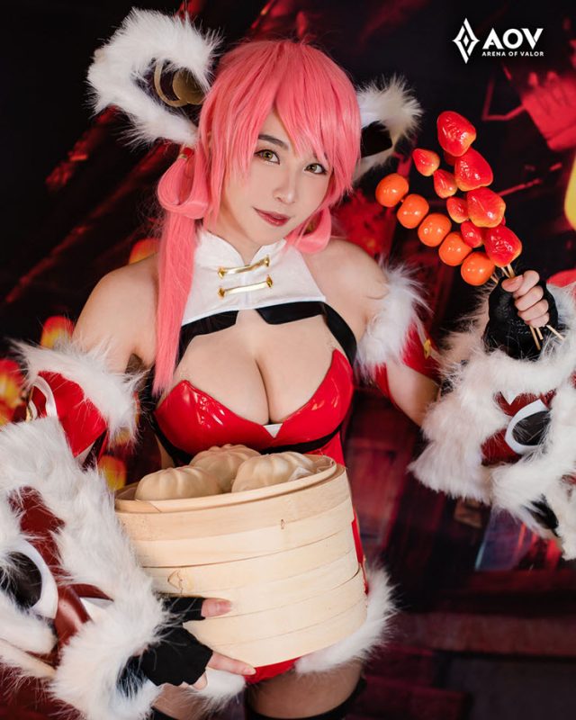 coser@喵少Athena在《传说对决》中化身“烟花少女”齐 coser@喵少Athena在《传说对决》中化身“烟花少女”齐