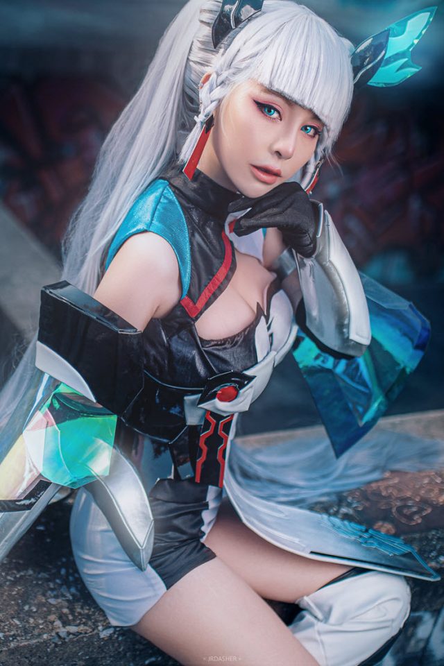 泰国女coser@pang3pong在《传说对决》中化身“龙影忍者”爱里 泰国女coser@pang3pong在《传说对决》中化身“龙影忍者”爱里