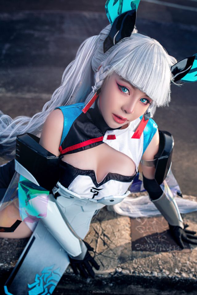 泰国女coser@pang3pong在《传说对决》中化身“龙影忍者”爱里 泰国女coser@pang3pong在《传说对决》中化身“龙影忍者”爱里