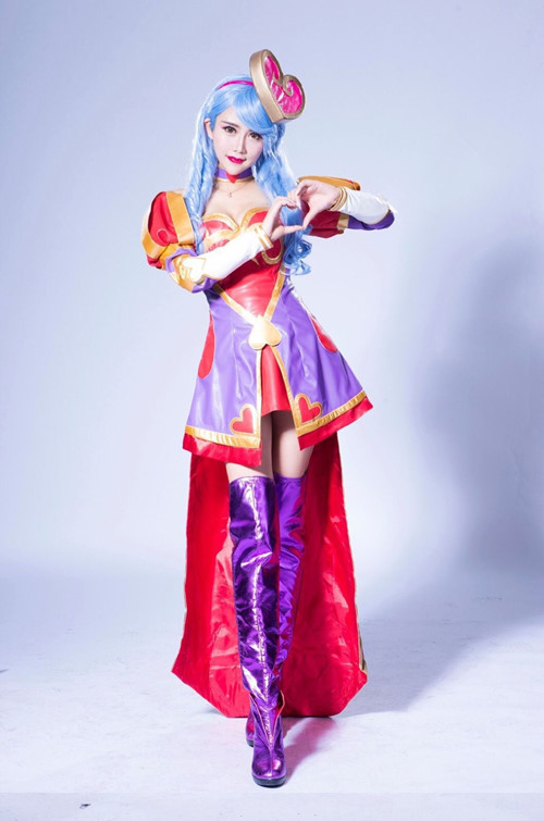 coser@夏小薇Vivi可爱的《英雄联盟》COSPLAY 照片集
