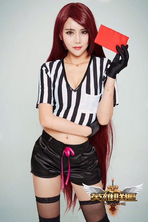 coser@夏小薇Vivi可爱的《英雄联盟》COSPLAY 照片集