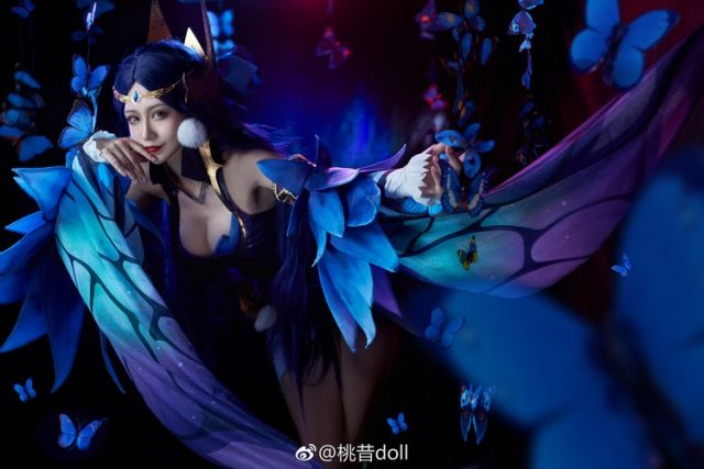 女coser@桃昔doll在游戏《王者荣耀》中化身“绝世舞姬”貂蝉 女coser@桃昔doll在游戏《王者荣耀》中化身“绝世舞姬”貂蝉
