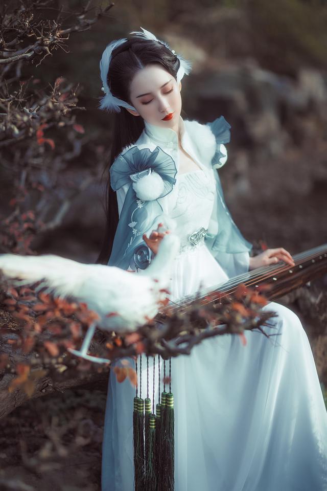 迷恋于武侠手游《一梦江湖》，它的cosplay让游戏玩家窒息