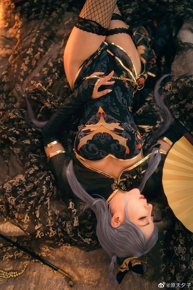 coser@原天夕子化身旗袍版的“虚拟歌手”洛天依 coser@原天夕子化身旗袍版的“虚拟歌手”洛天依