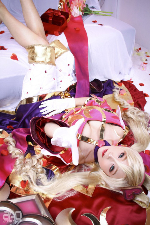 韩国coser@AZA Miyuko在《英雄联盟》化身性感“小情人”索娜 韩国coser@AZA Miyuko在《英雄联盟》化身性感“小情人”索娜