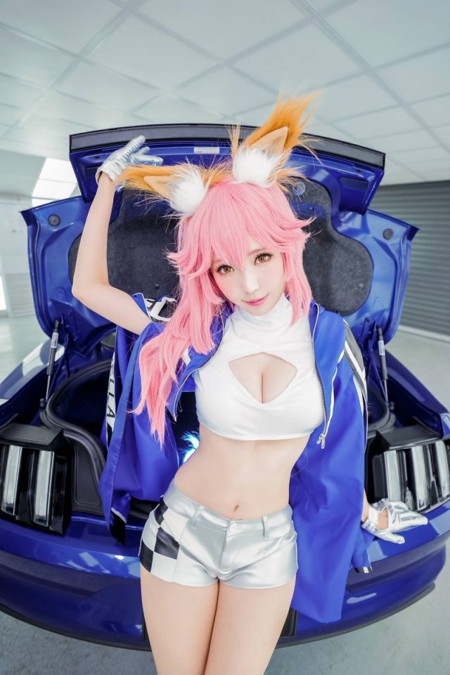 coser@ElyEE子在《Fate/Grand Order》化身“九尾狐狸”玉藻前 coser@ElyEE子在《Fate/Grand Order》化身“九尾狐狸”玉藻前