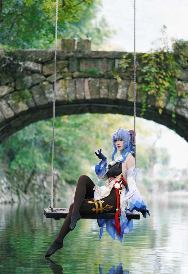 在《原神Impact》中的美丽迷人cosplay,coser@Zion化身雷电将军 在《原神Impact》中的美丽迷人cosplay,coser@Zion化身雷电将军