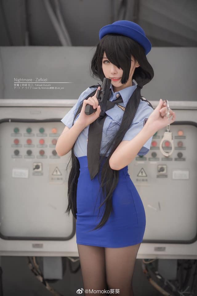 coser@Momoko葵葵在《约会大作战》化身“女警版”时崎狂三